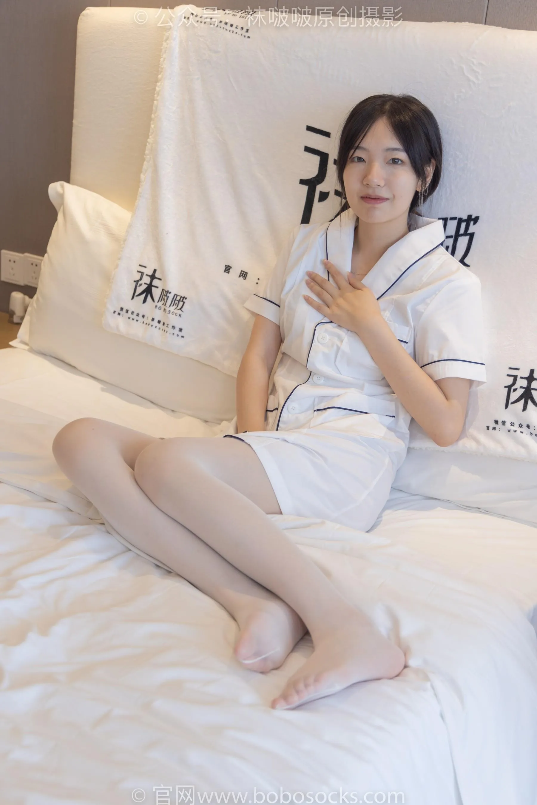 [BoBoSocks袜啵啵]NO.206 小甜豆-绑带凉鞋、白丝大腿袜、小护士服 [89P]插图6